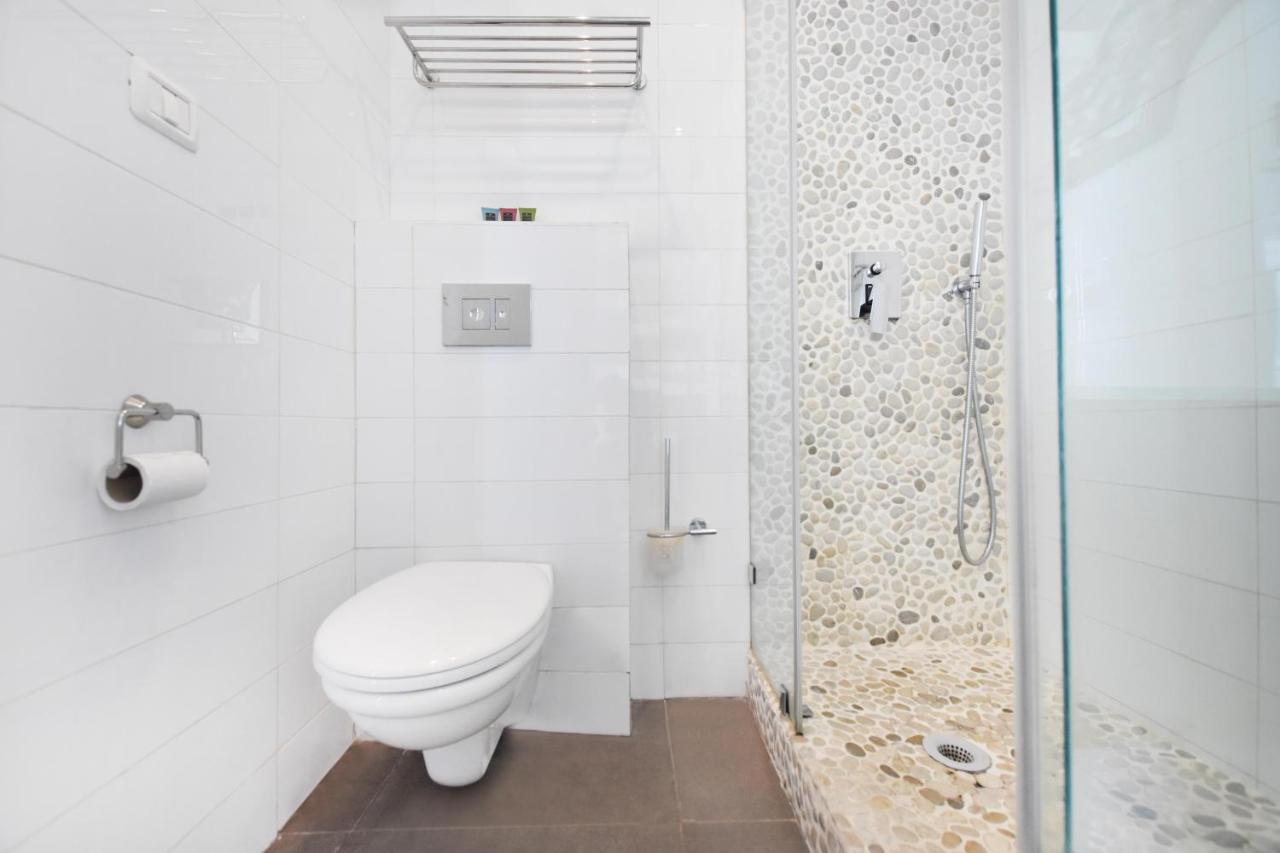 Spacious 2-Br In Shenkin Street By Holyguest 特拉维夫 外观 照片